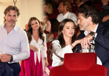 Jaromír Jágr a jeho Dominika se od sebe nehnuli na krok: Letmé doteky vystřídal boj o popcorn