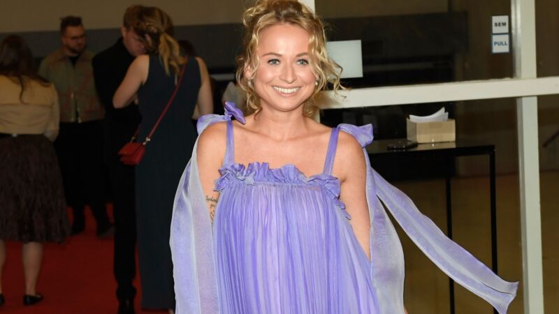 Hvězda Survivoru a Snídaně s Novou je těhotná: Shopaholic Nicol ukázala rostoucí bříško
