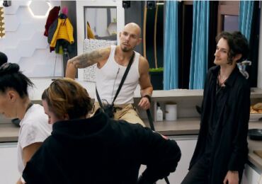 Skandál Vítka v Big Brother: Dones mi trenky Davida a dostaneš cigaretu, uplácel soutěžící