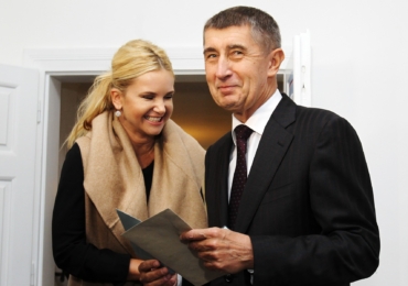 Příběh vztahu Moniky a Andreje Babiše je jako z pohádky: Z obyčejné sekretářky až po ženu premiéra